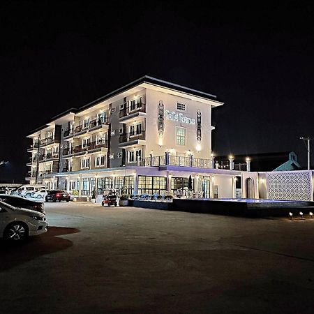 โคโค่ โฮเทล Koco Hotel 呵叻 外观 照片
