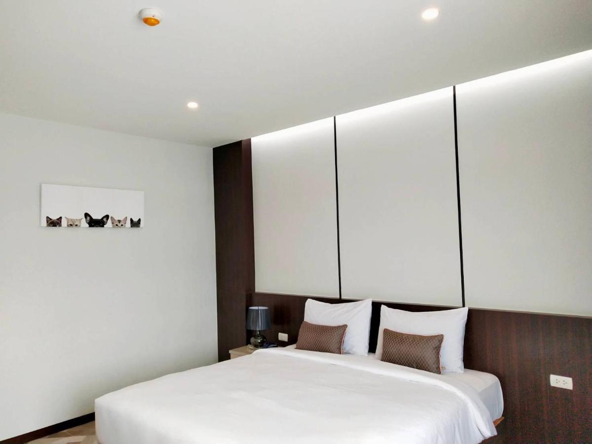 โคโค่ โฮเทล Koco Hotel 呵叻 外观 照片