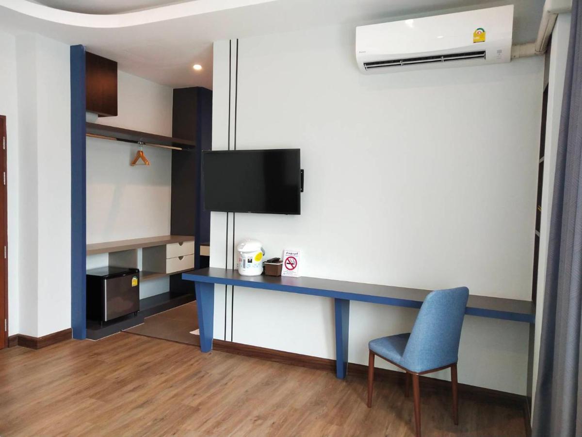 โคโค่ โฮเทล Koco Hotel 呵叻 外观 照片