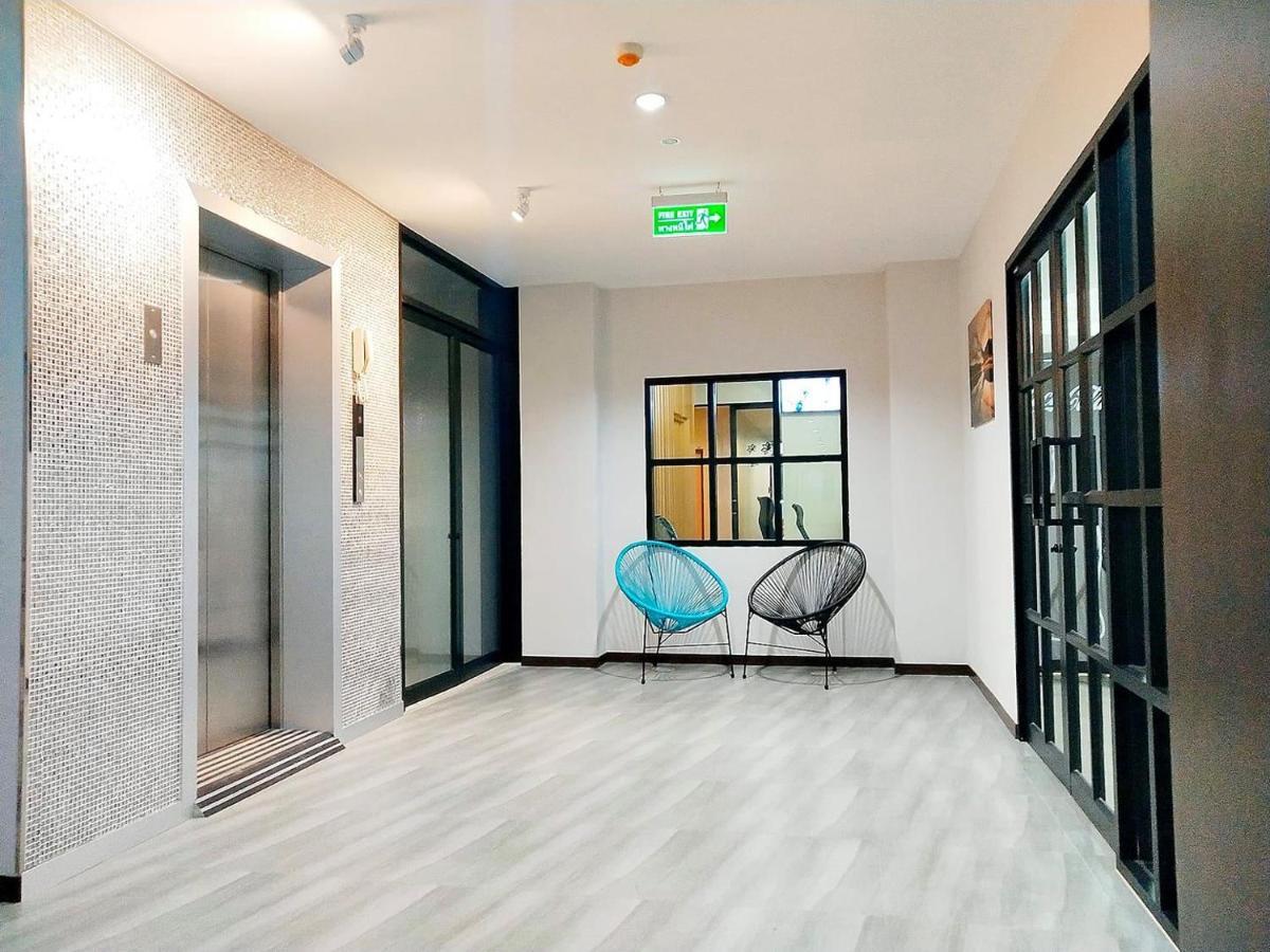 โคโค่ โฮเทล Koco Hotel 呵叻 外观 照片