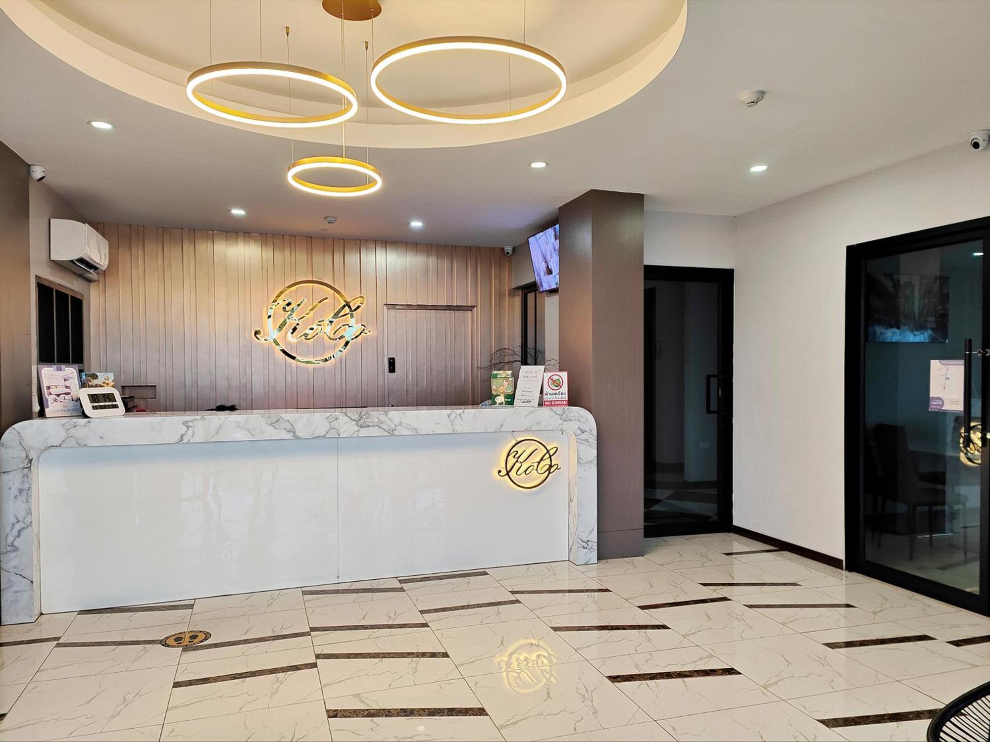 โคโค่ โฮเทล Koco Hotel 呵叻 外观 照片